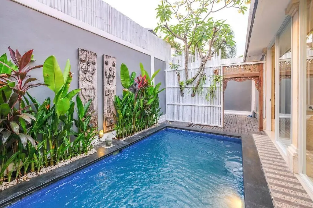 Casa De Beji Seminyak Villa